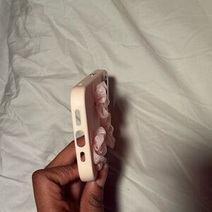 Bought the wrong sizes phone case so I’m reselling it. It’s an iPhone 15 pro